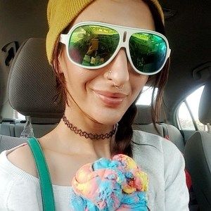 Meet your Posher, Tori